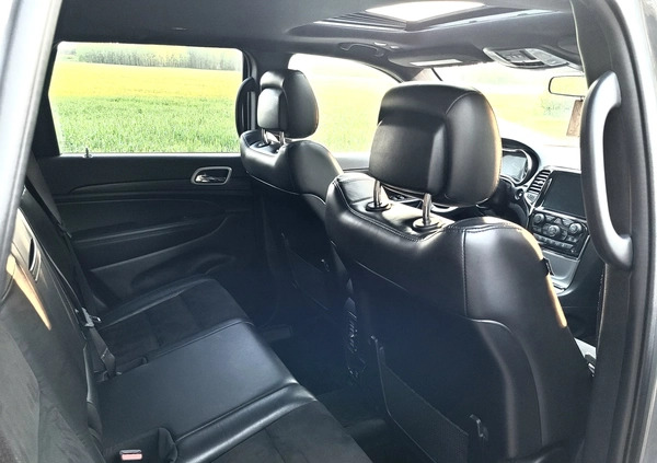 Jeep Grand Cherokee cena 131000 przebieg: 40000, rok produkcji 2021 z Obrzycko małe 379